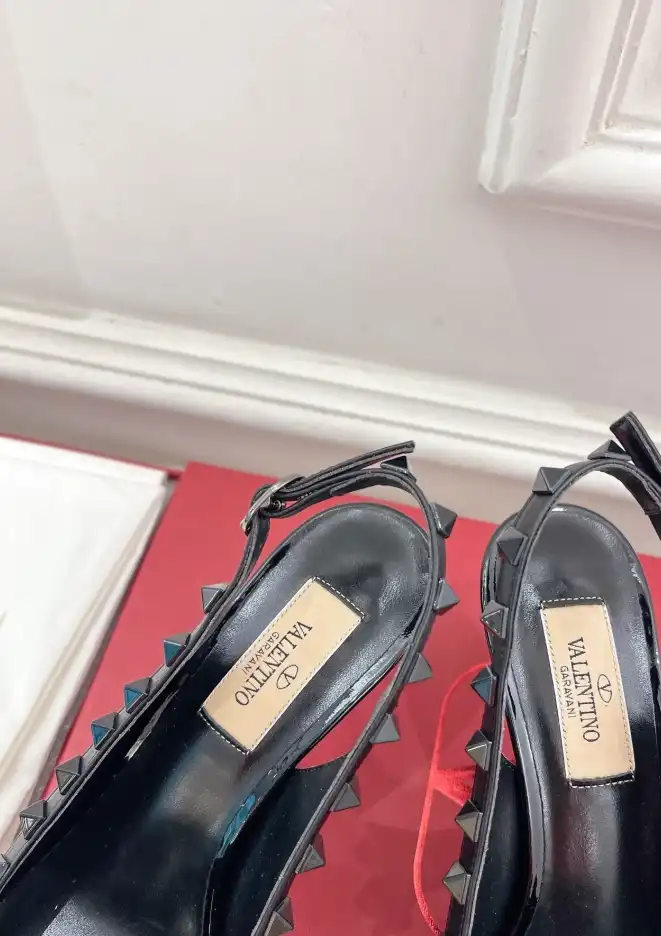 hype Valentino High Heels