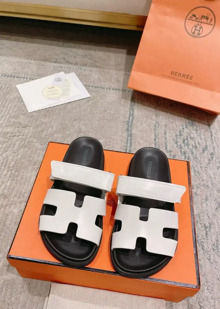 hype LV Slippers