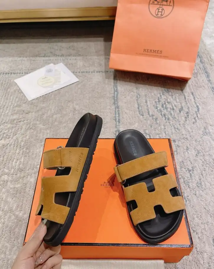 hype LV Slippers