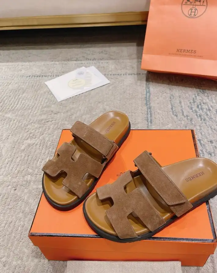 hype LV Slippers