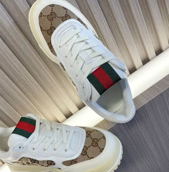 hype Gucci Sneakers