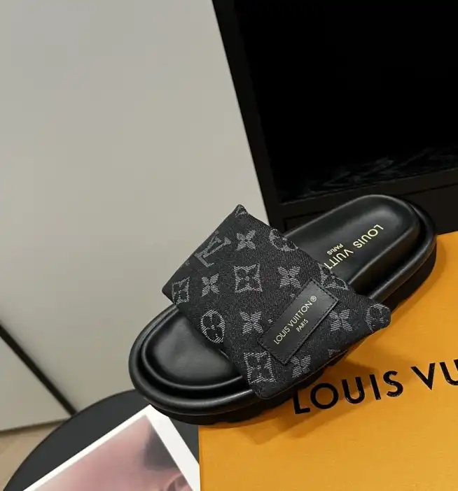 hype LV Slippers