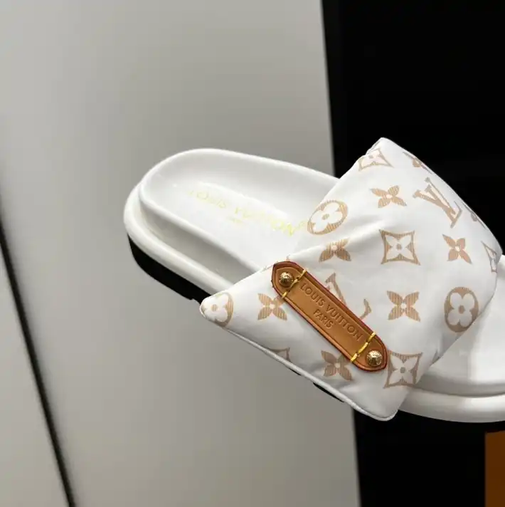 hype LV Slippers