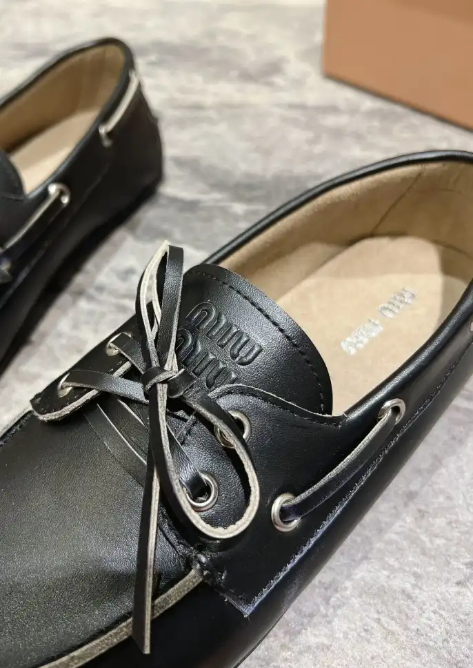 hype Miu Miu Leather Shoes