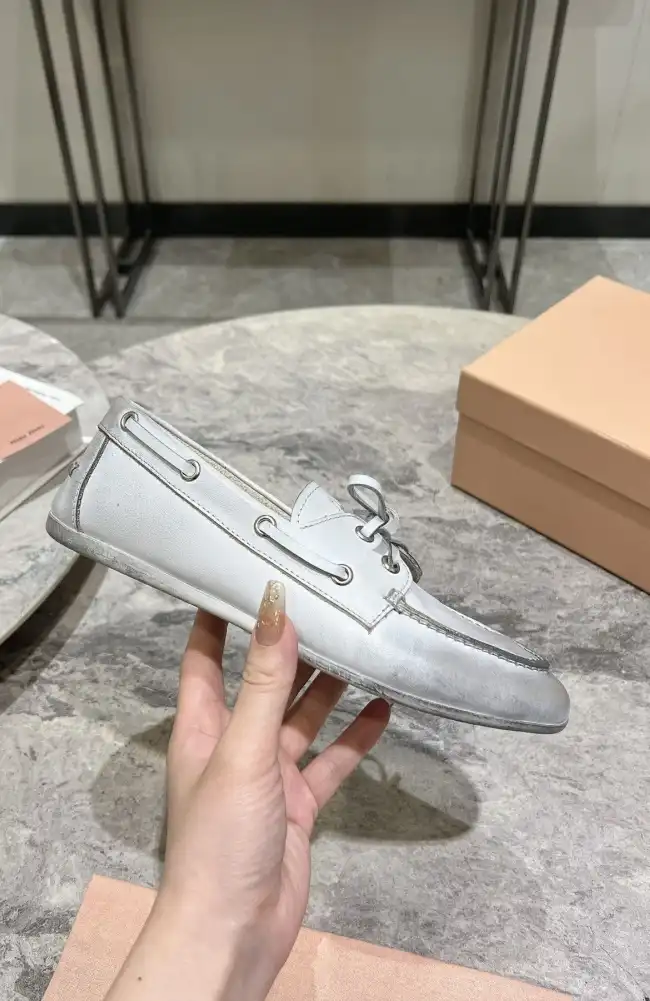 hype Miu Miu Leather Shoes