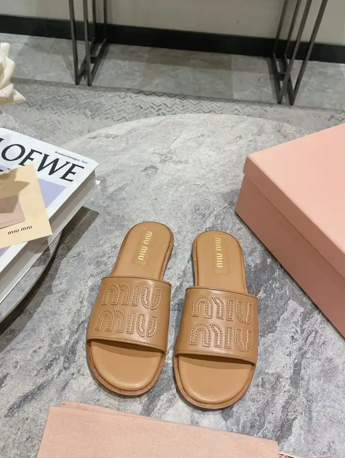 hype Miu Miu Slippers