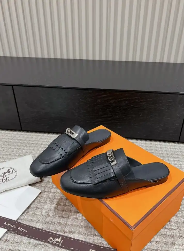 hype LV Slippers