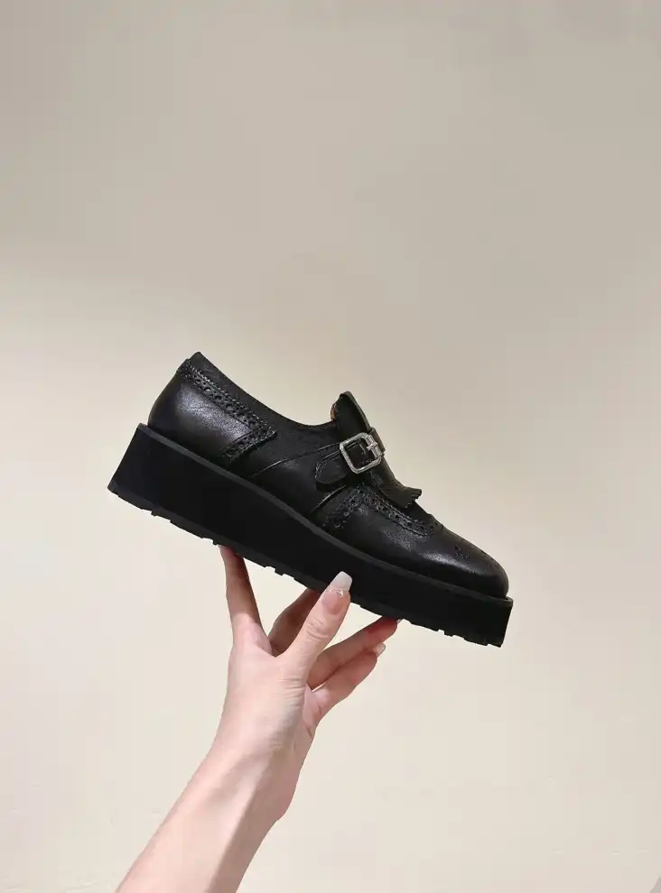 hype Miu Miu Leather Shoes