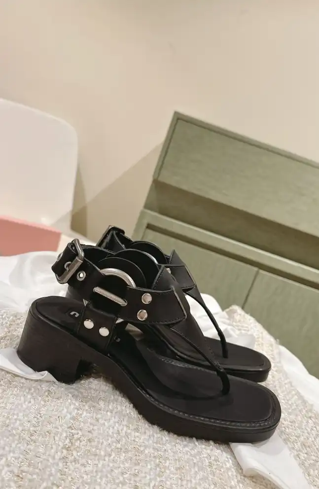 hype Miu Miu Sandals