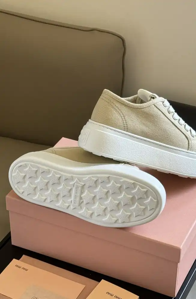 hype Miu Miu Casual Shoes