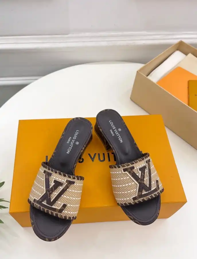 hype LV Slippers