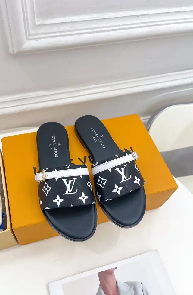 hype LV Slippers