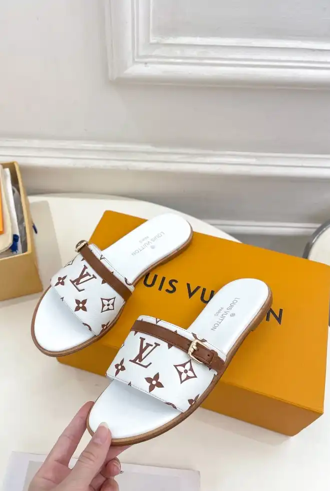 hype LV Slippers