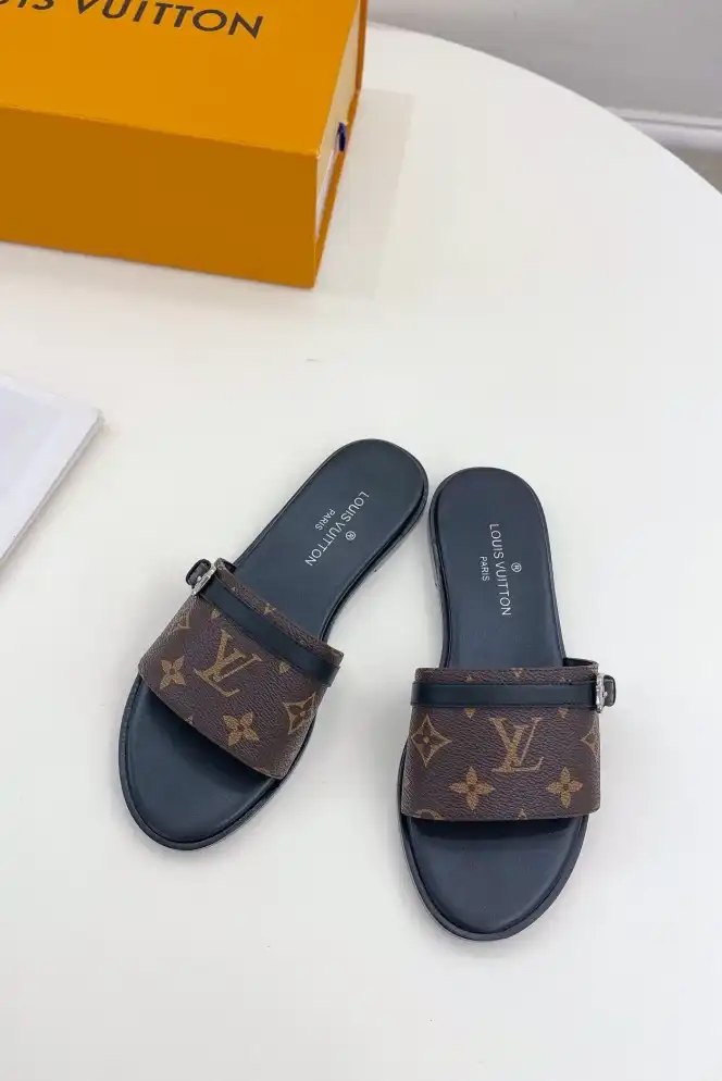 hype LV Slippers