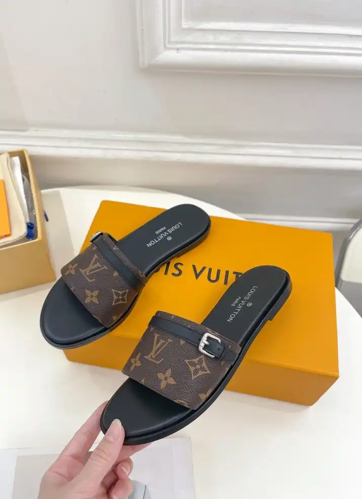 hype LV Slippers