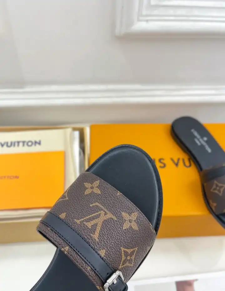 hype LV Slippers