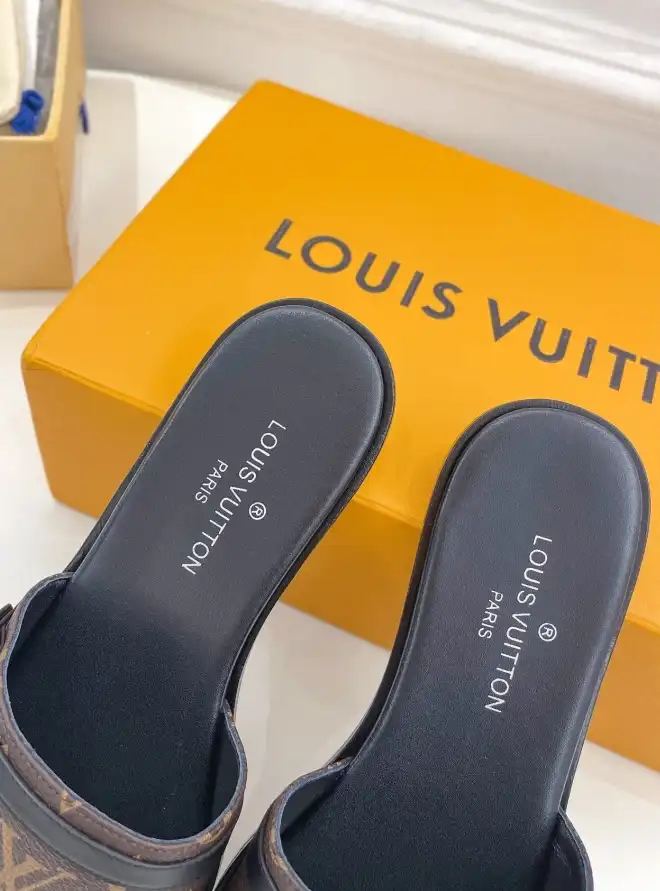 hype LV Slippers