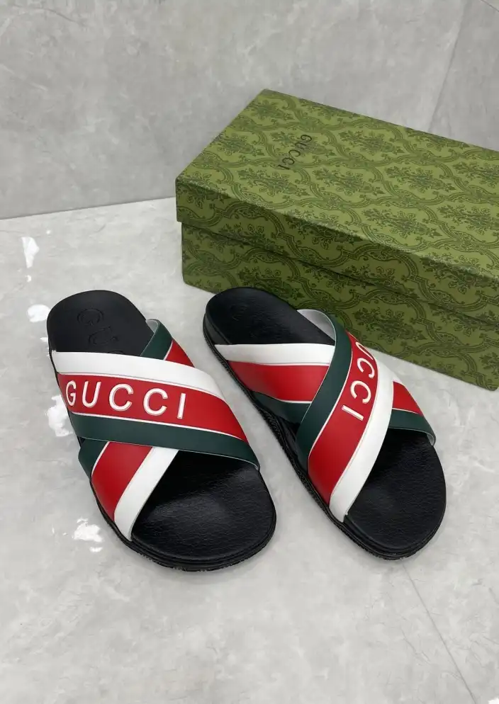 hype Gucci Slippers