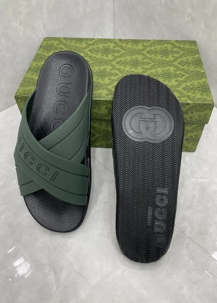 hype Gucci Slippers