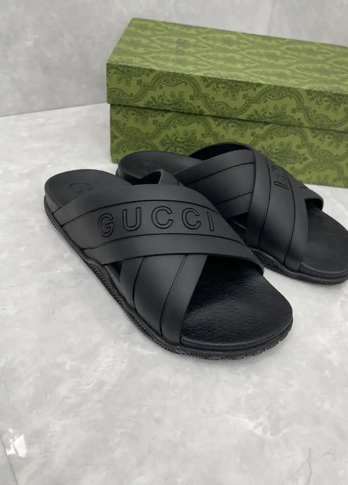 hype Gucci Slippers