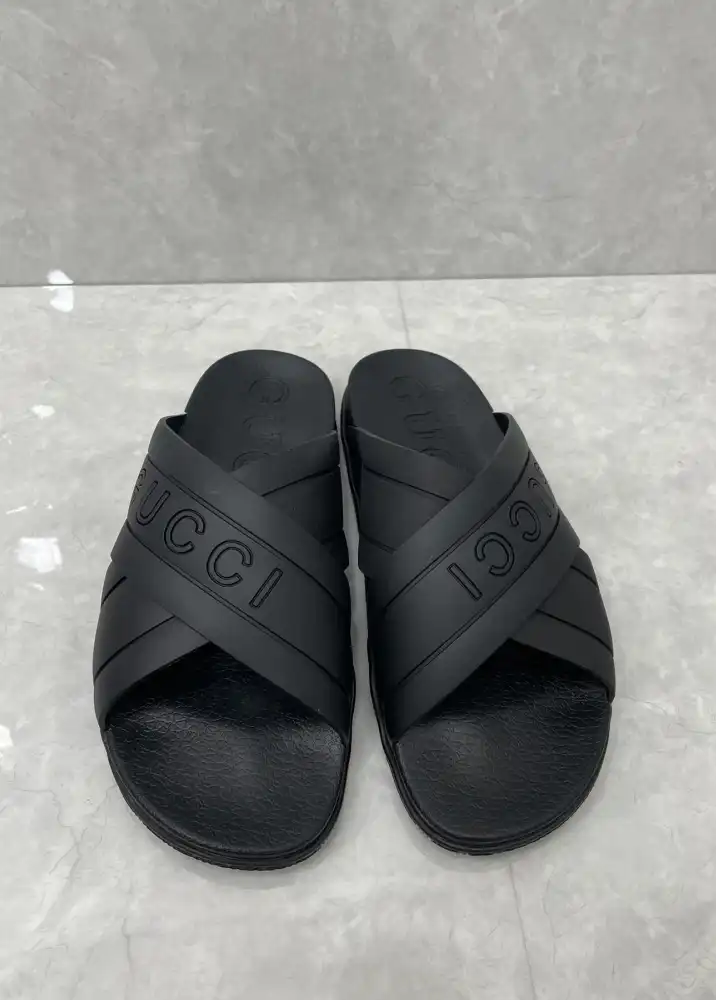 hype Gucci Slippers