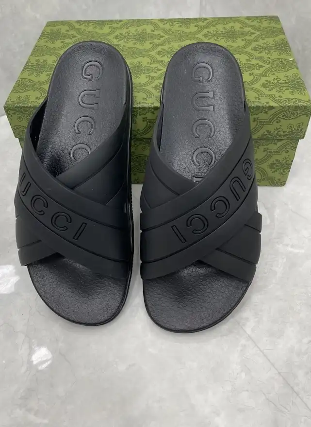 hype Gucci Slippers