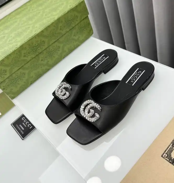 hype Gucci Slippers