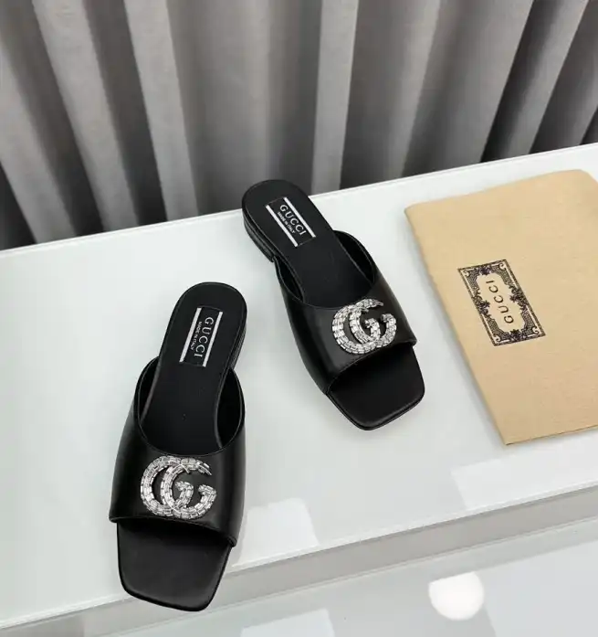 hype Gucci Slippers