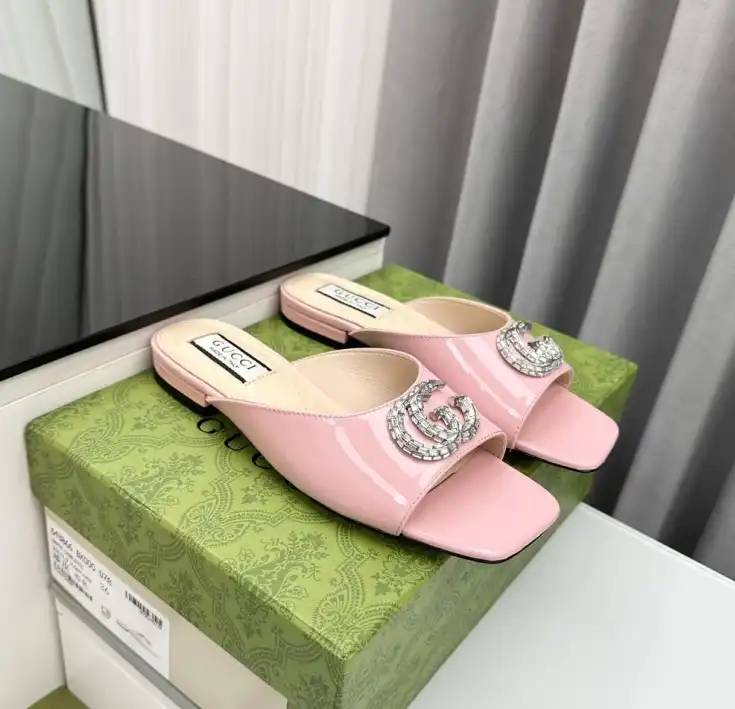 hype Gucci Slippers