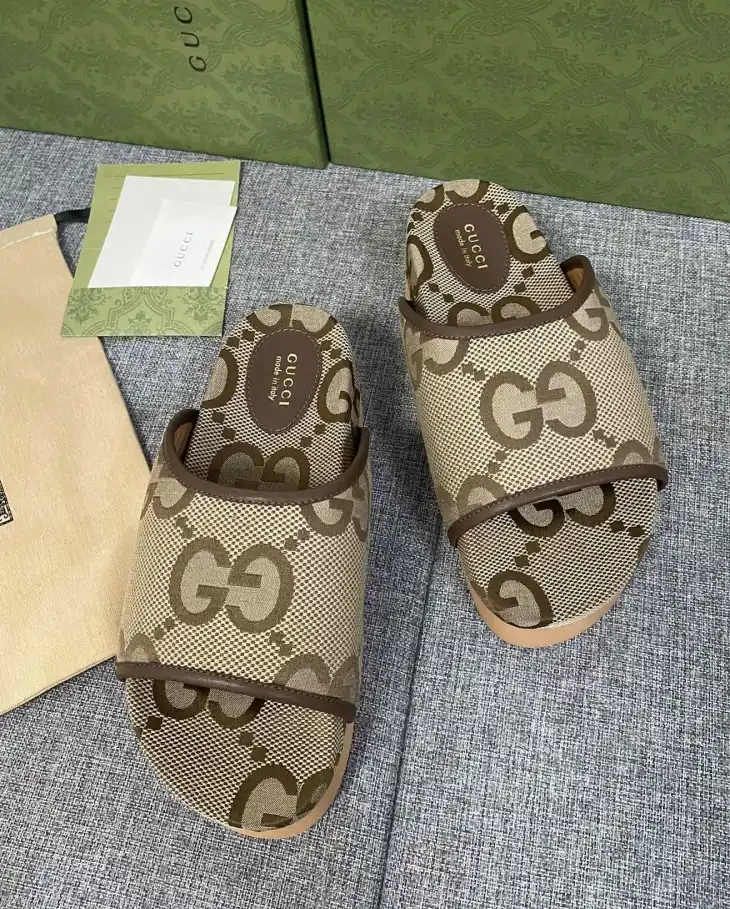 hype Gucci Slippers