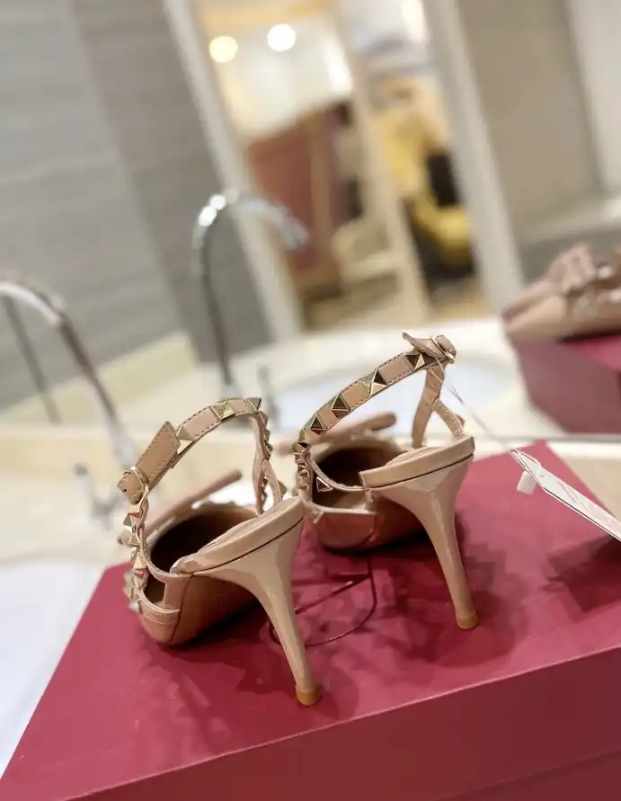 hype Valentino High Heels