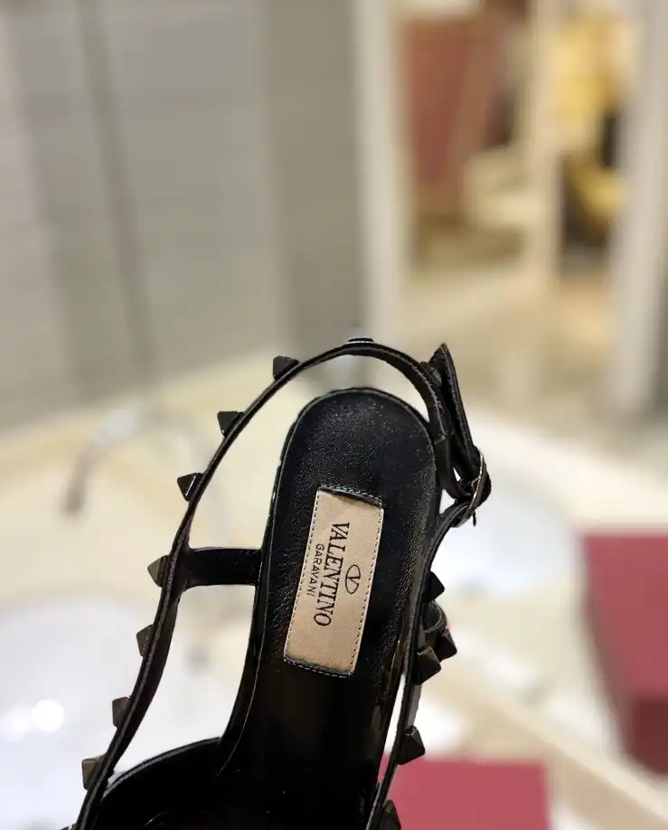 hype Valentino High Heels