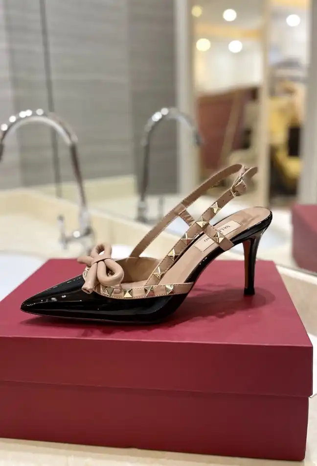 hype Valentino High Heels