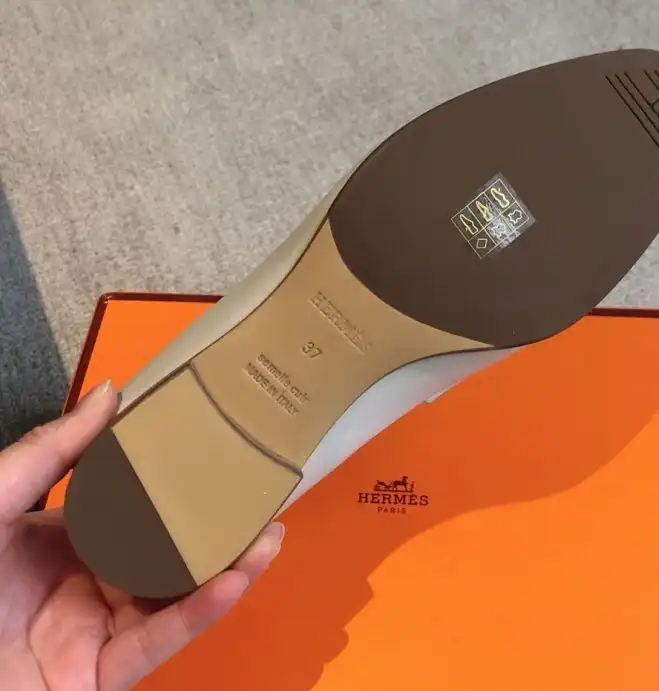 hype Hermes Leather Shoes