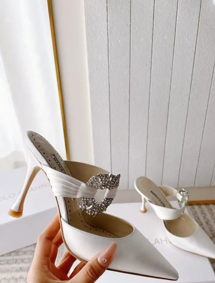 hype Manolo Blahnik High Heels