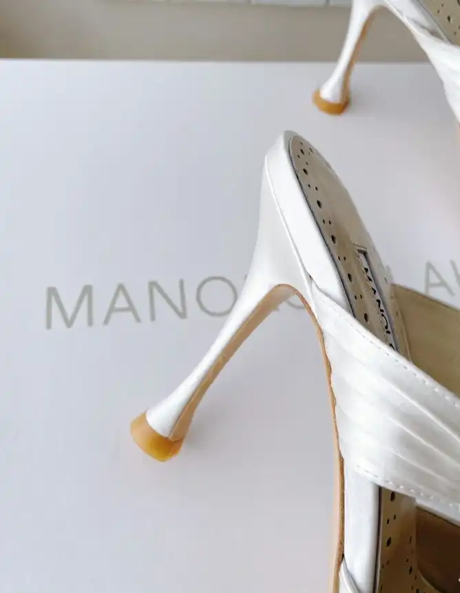 hype Manolo Blahnik High Heels