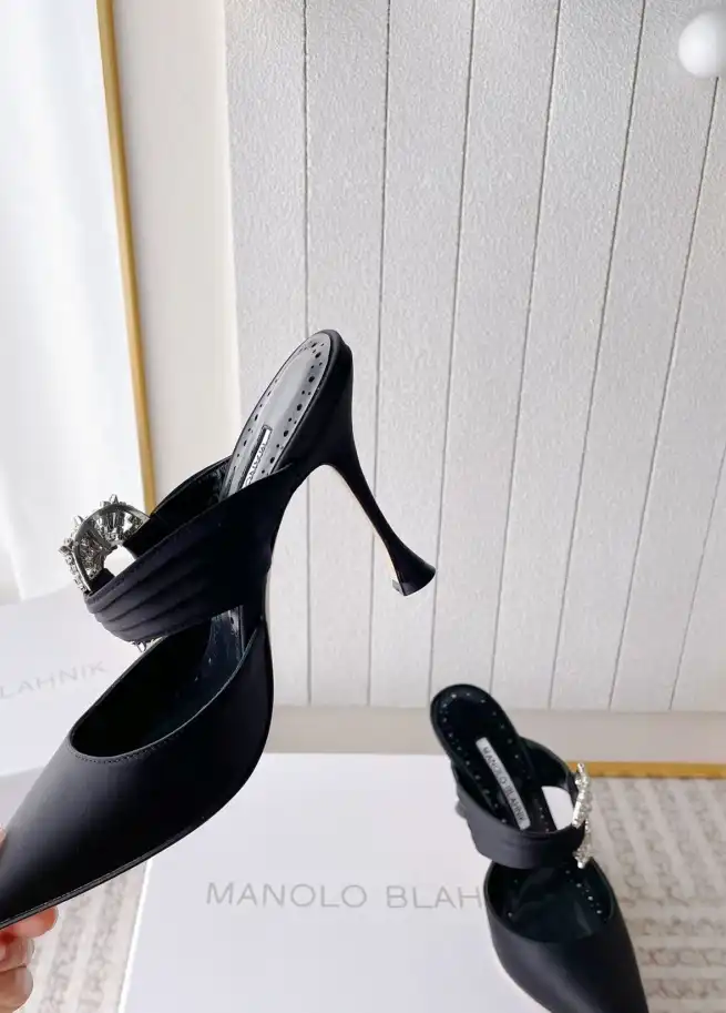 hype Manolo Blahnik High Heels