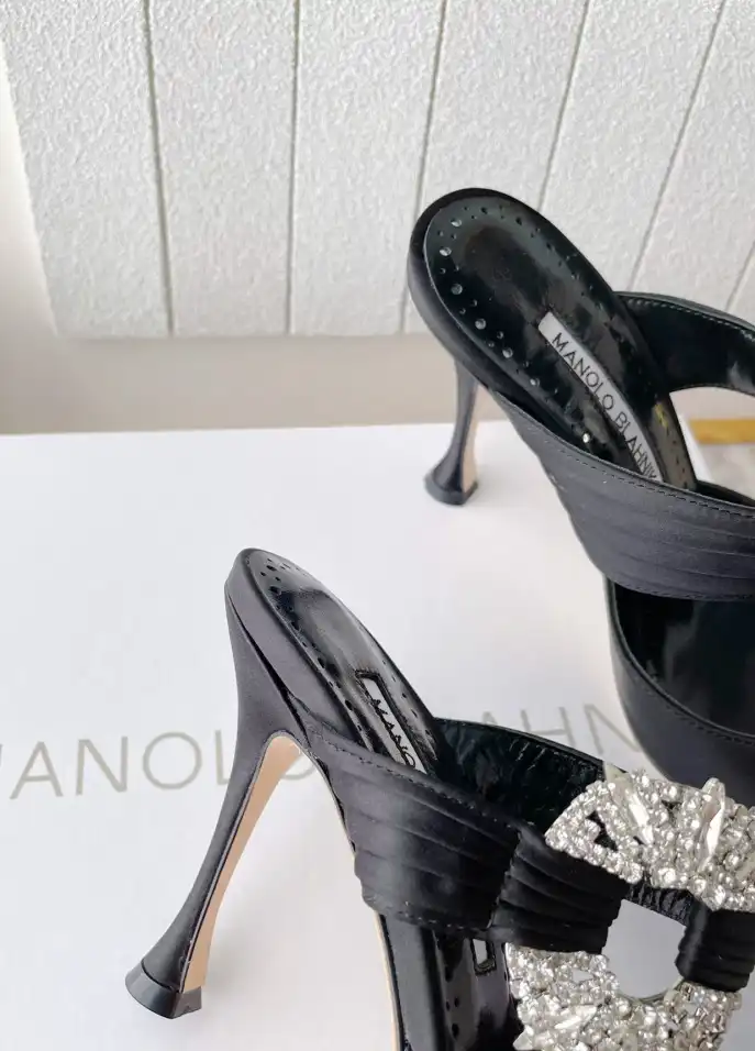 hype Manolo Blahnik High Heels