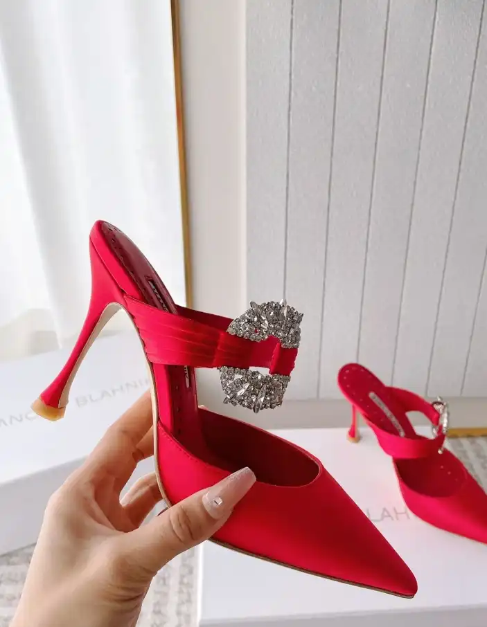 hype Manolo Blahnik High Heels