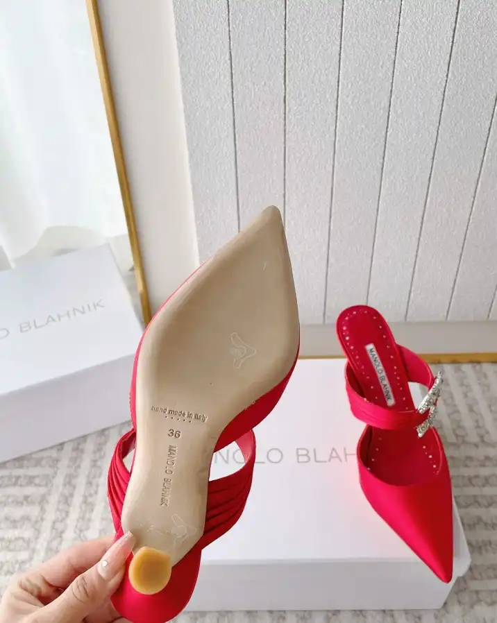 hype Manolo Blahnik High Heels