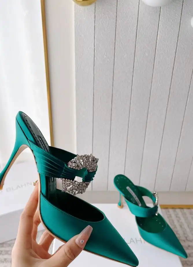 hype Manolo Blahnik High Heels