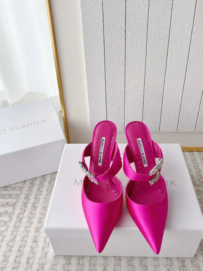 hype Manolo Blahnik High Heels