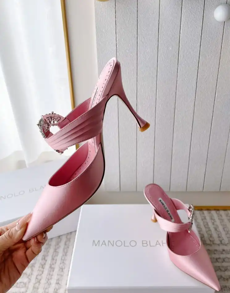 hype Manolo Blahnik High Heels