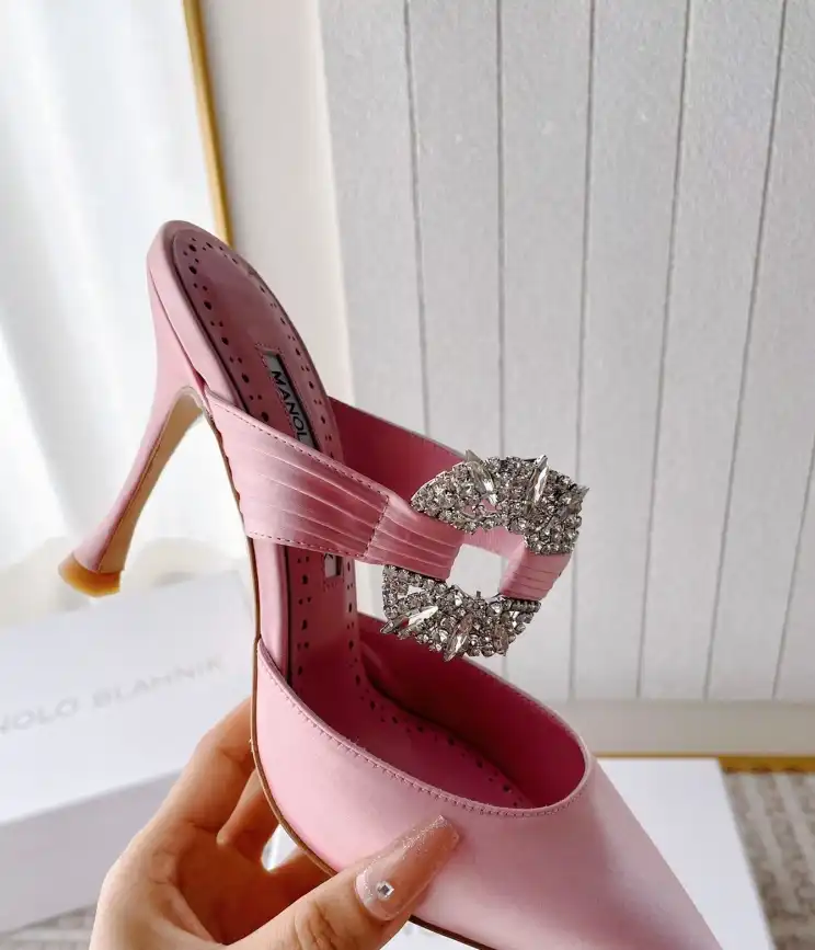 hype Manolo Blahnik High Heels