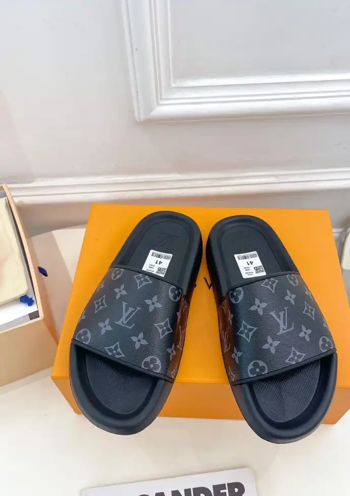 hype LV Slippers