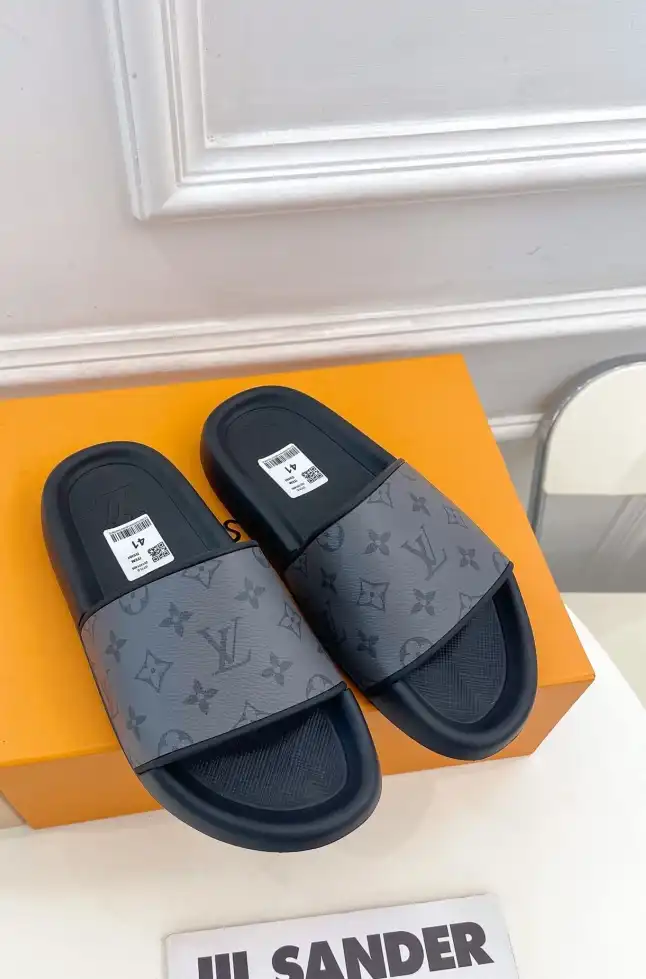 hype LV Slippers