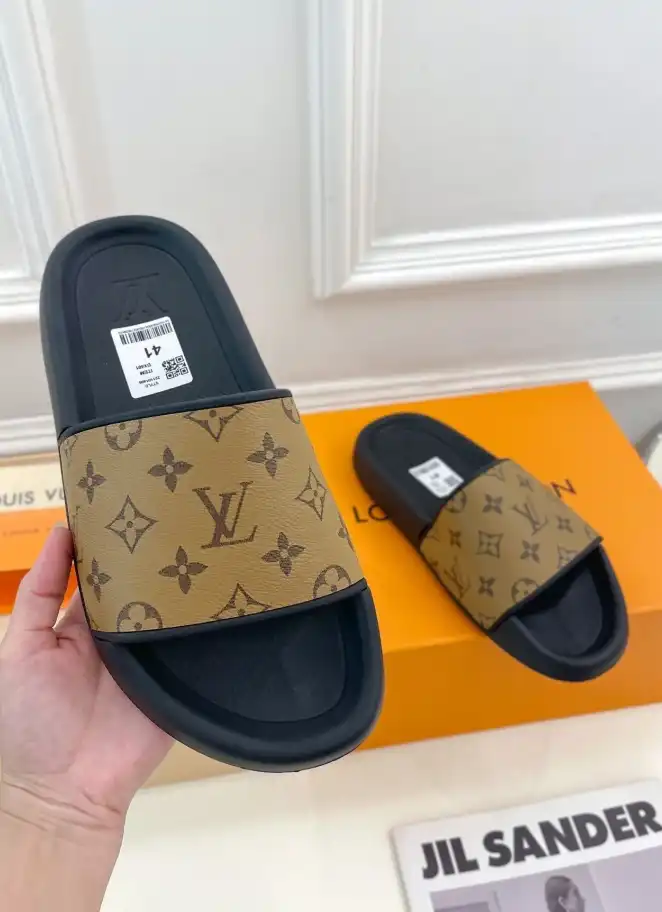 hype LV Slippers