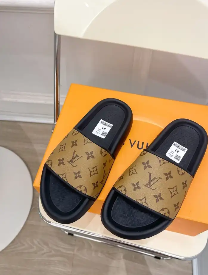 hype LV Slippers