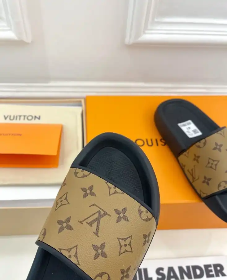 hype LV Slippers