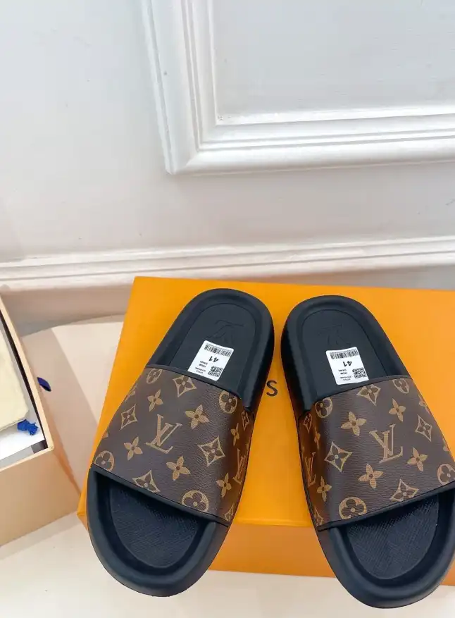 hype LV Slippers